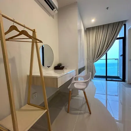 Seaview Studio Apartment At Kota Kinabalu City Centre